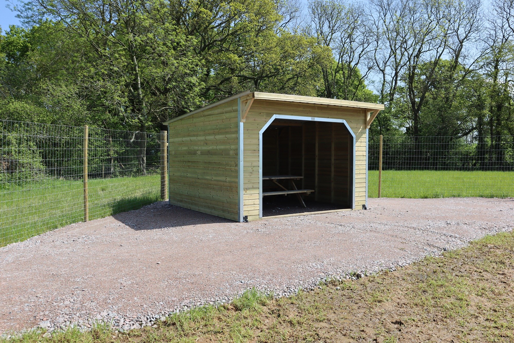 Paw Paddock Liss is now OPEN!